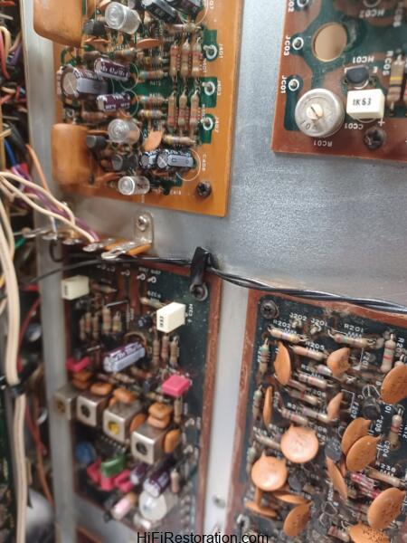 Marantz 2220B Stereo Receiver w/ Original Packaging - Image 11