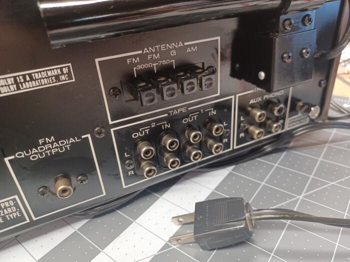 Marantz 2220B Stereo Receiver w/ Original Packaging - Image 18