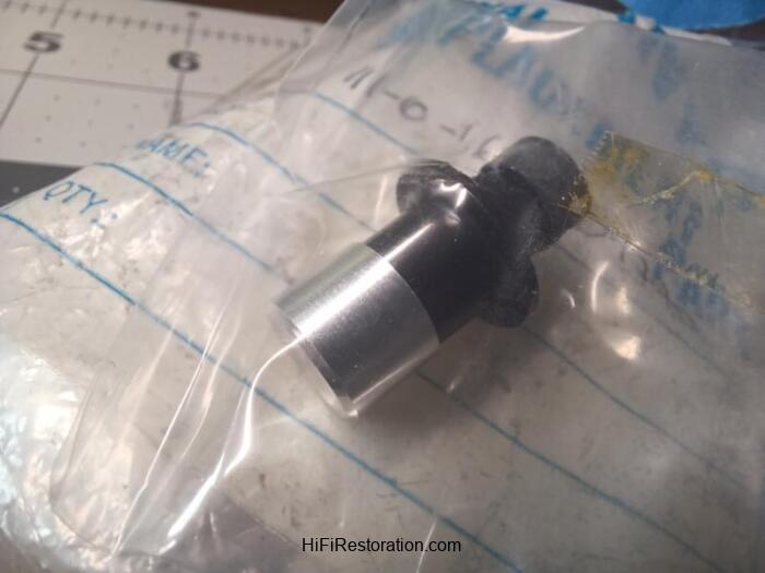 Sanyo Knob  Part # 111-0-1641-04770 NOS